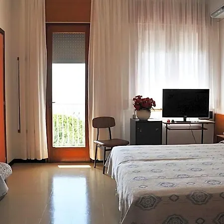 Reno 3* Τζεσόλο Λίντο