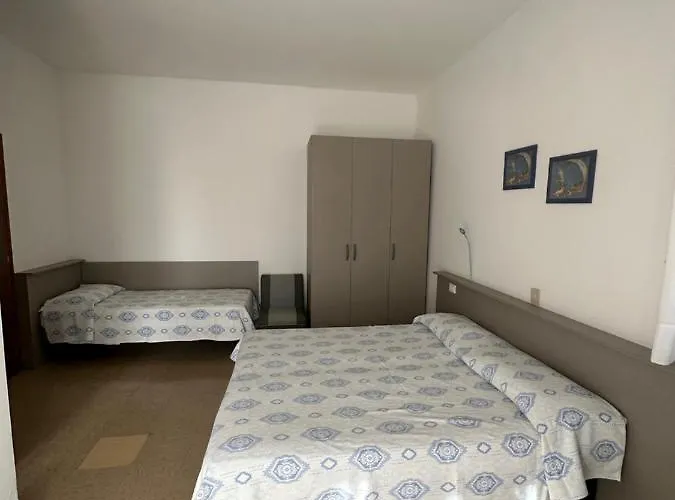 Reno Hotel 3*