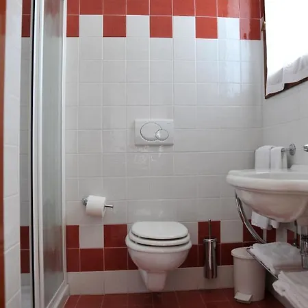 Reno Hotell